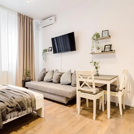 Apartment Heart Of - Cozy On Smardan Street *
