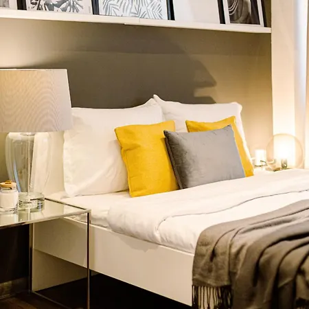 Heart Of - Cozy On Smardan Street Apartment *