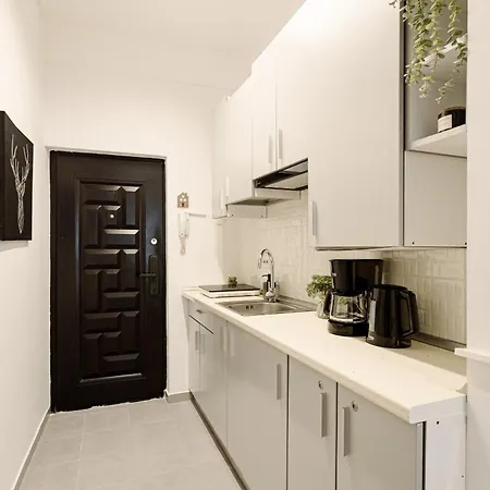 Heart Of - Cozy On Smardan Street Apartment Bucharest