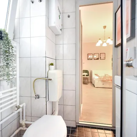 Heart Of - Cozy On Smardan Street Apartment Bucharest